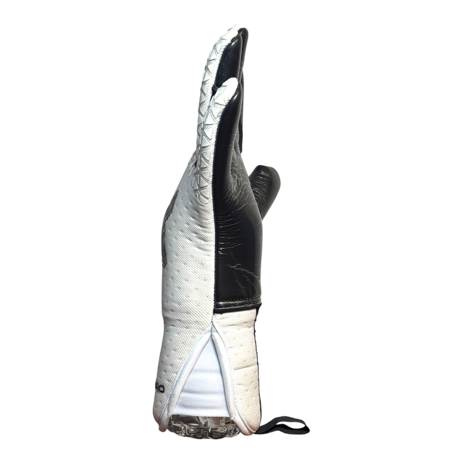 ANTIHERO | V1 3mm German Latex Goalkeeper Gloves